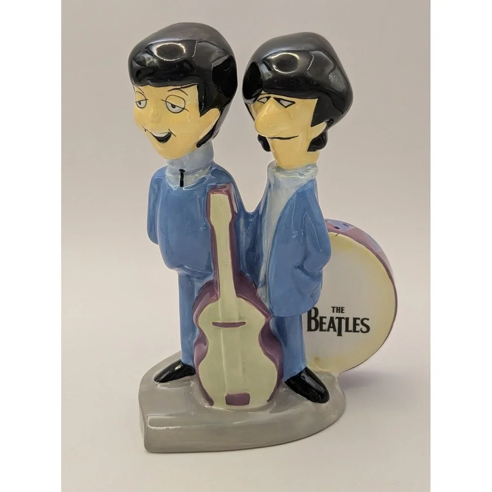 The Beatles Animated 2004 Vandor Apple Salt & Pepper Shakers NEW In Box‎